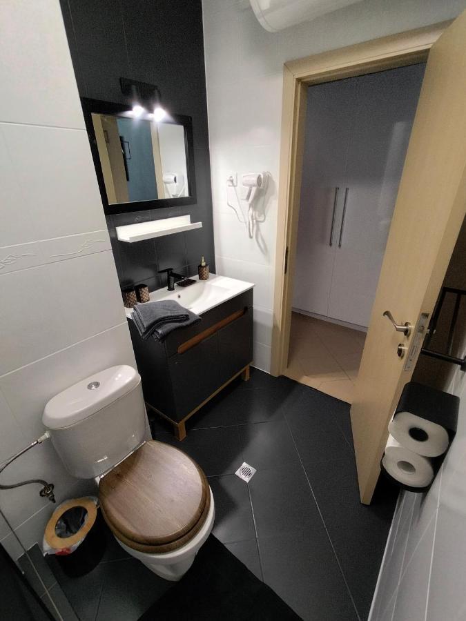 Apartment Daisy Grand Kamelia Pantai Sunny Bagian luar foto